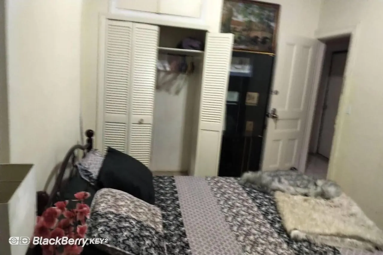 Deluxe King Bed & Breakfast New York ABD